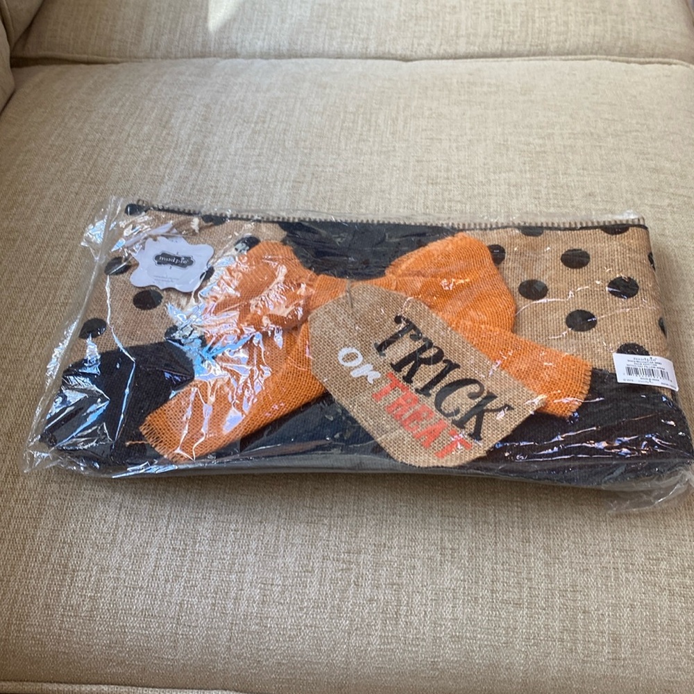 NWT MUDPIE Witch Hat Pillow Wrap